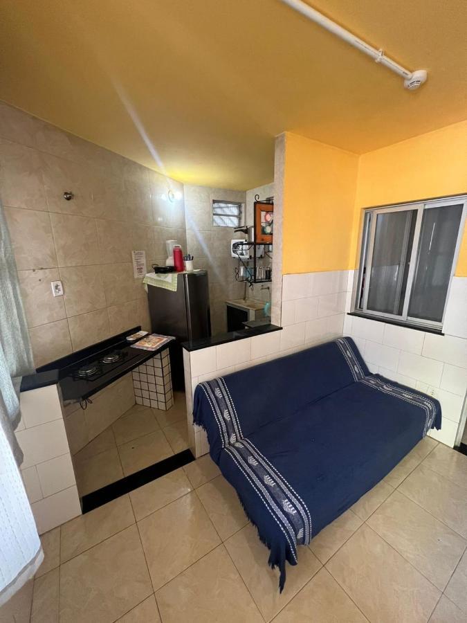 Kitnets Itapua Residencia - 1 Minuto De Caminhada Ate A Praia Salvador Esterno foto